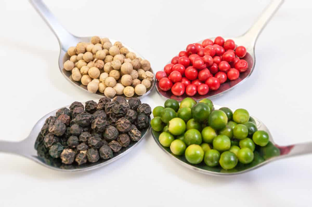 Types of Peppercorns