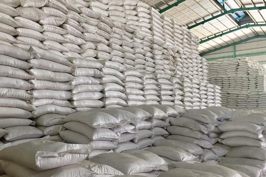 Packing of White Rice