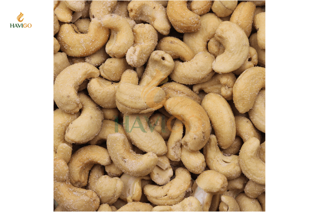 Roasted Salted Cashews nuts: Nutrition at a Glance