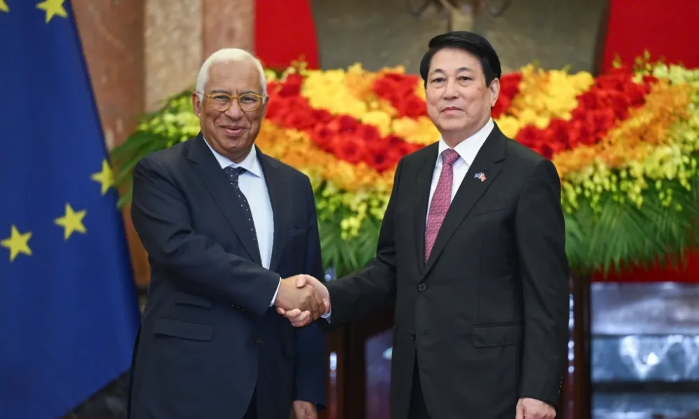 EU–Vietnam Upgrade to a Comprehensive Strategic Partnership 1 EU–Vietnam Upgrade to a Comprehensive Strategic Partnership